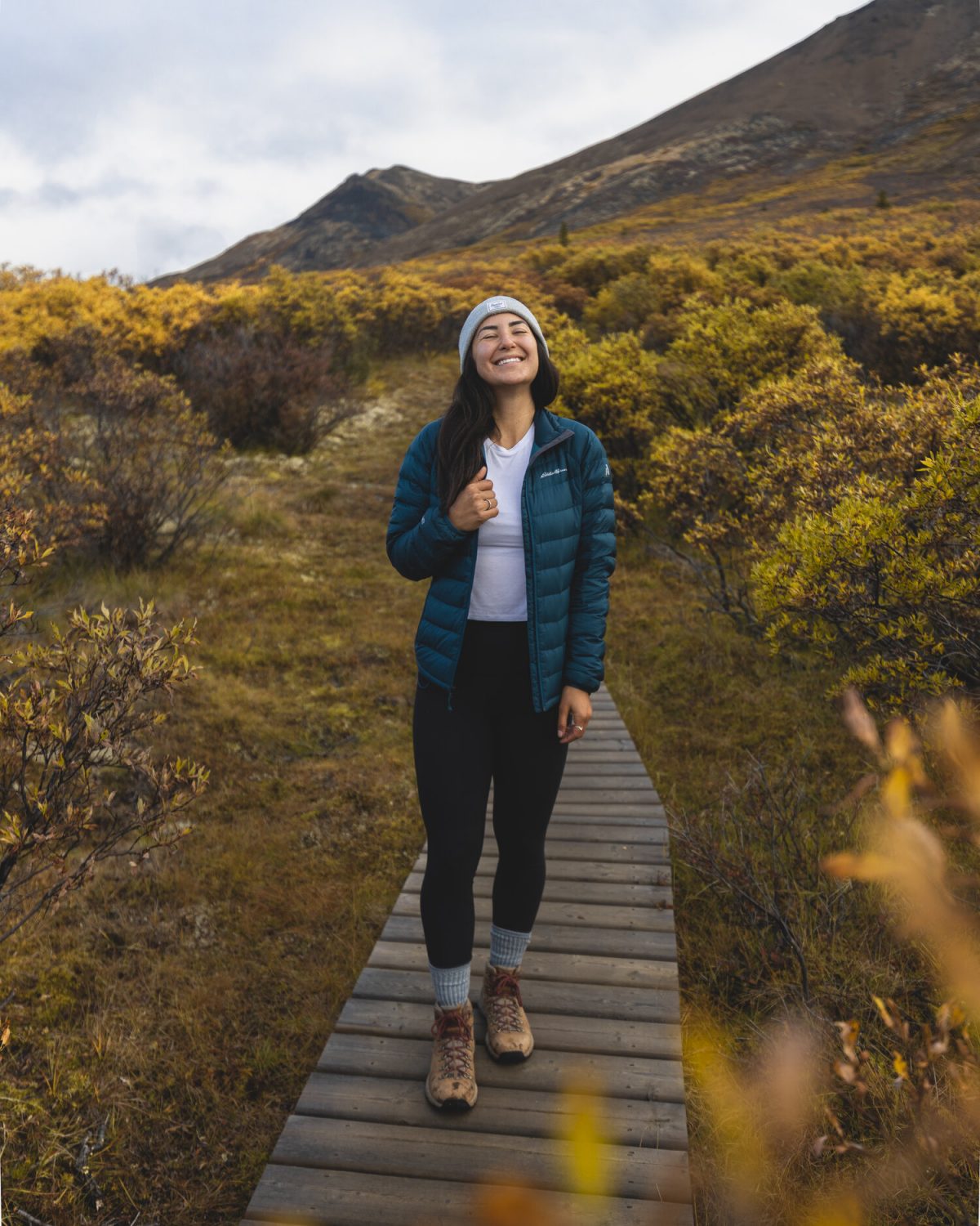 What To Wear: Fall Hiking Outfit, LivvyLand #Adirondackhigh-peaks