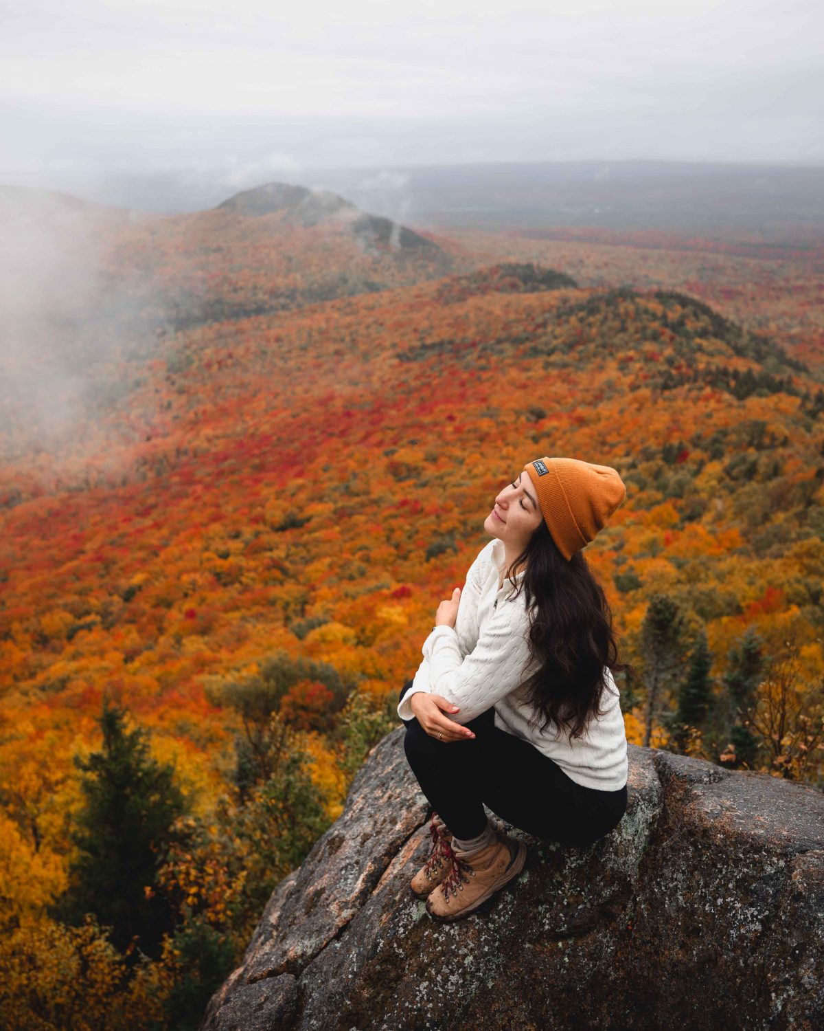 What to Wear on a Hiking Date