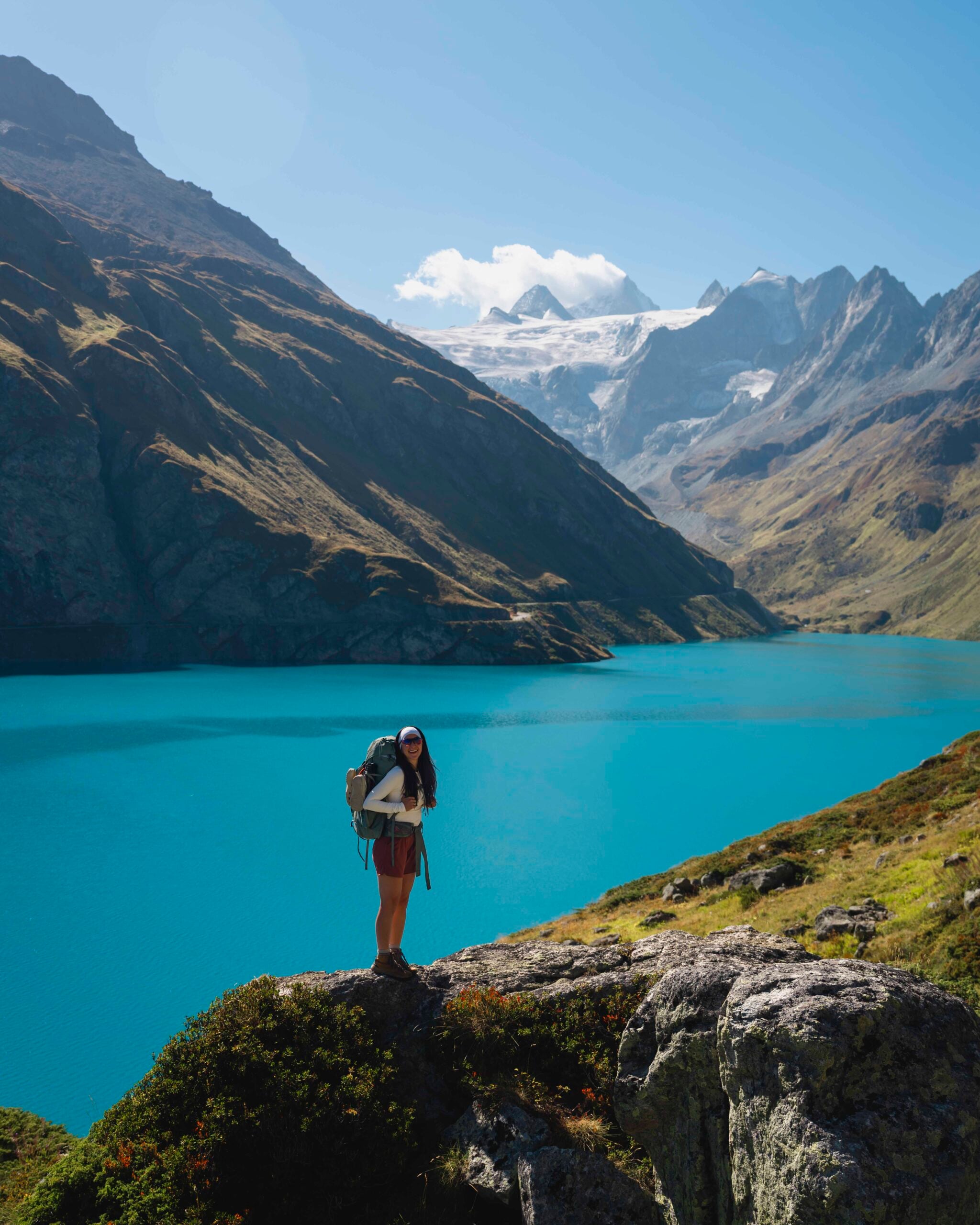 What to Pack for a 3-Day Hut-to-Hut Trek: Ultimate List for the Swiss Alps